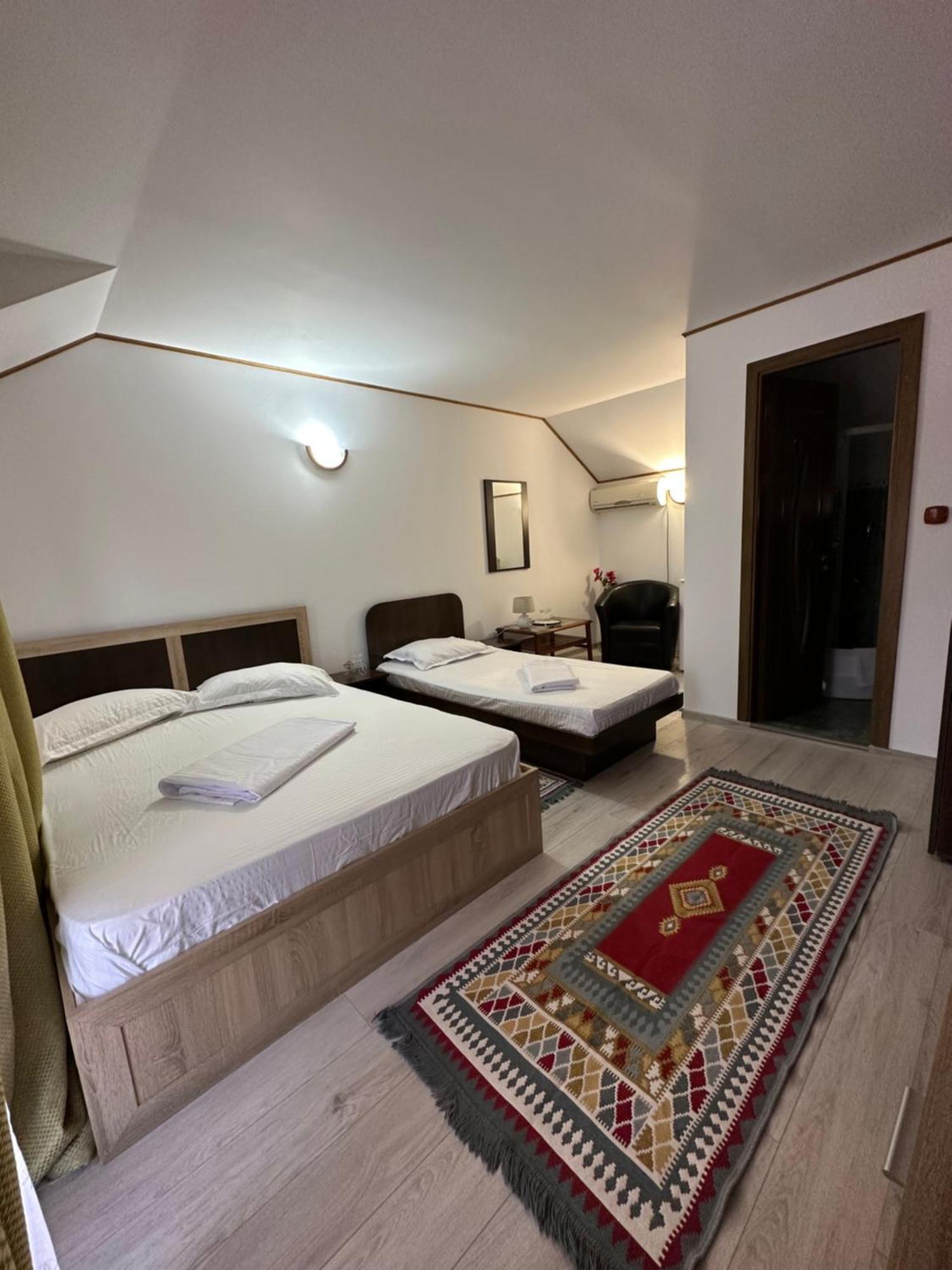 Casa Cu Flori Corbu Hotel Corbu  Buitenkant foto