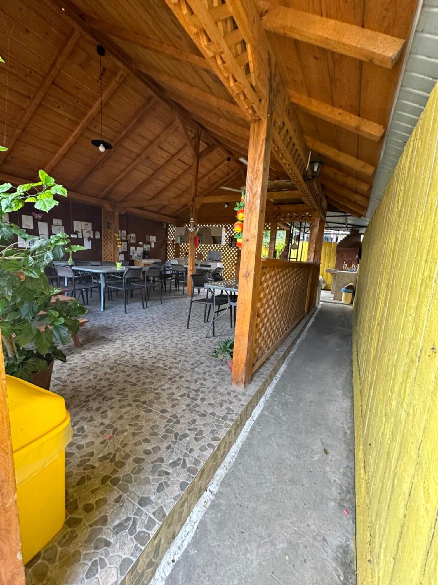 Casa Cu Flori Corbu Hotel Corbu  Buitenkant foto